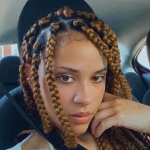 Meet your Posher, Silvia